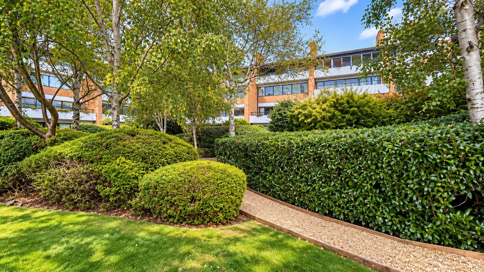 North Fourteenth Street, Milton Keynes